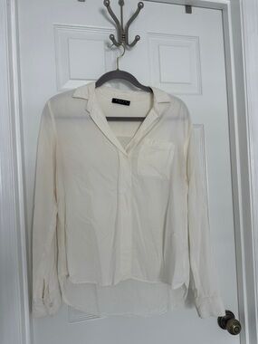 Ivory Long-Sleeve Button-Front Shirt
